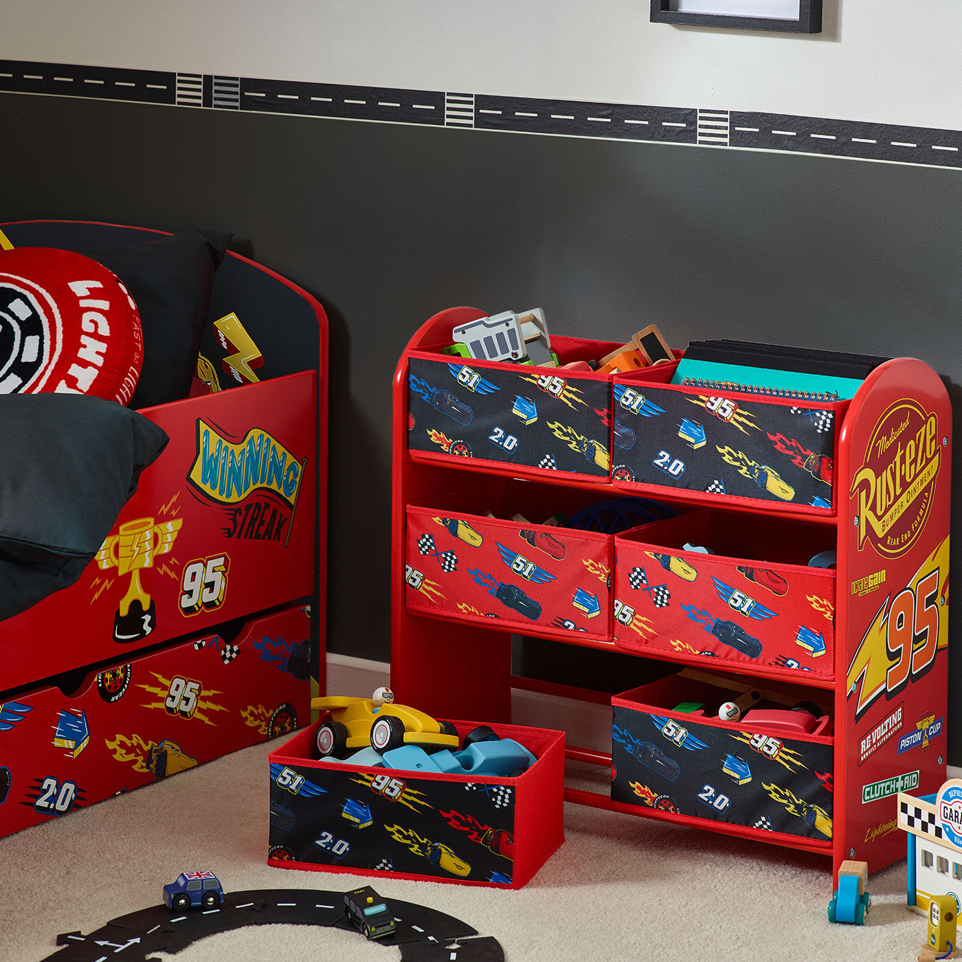 Lightning mcqueen storage deals bin