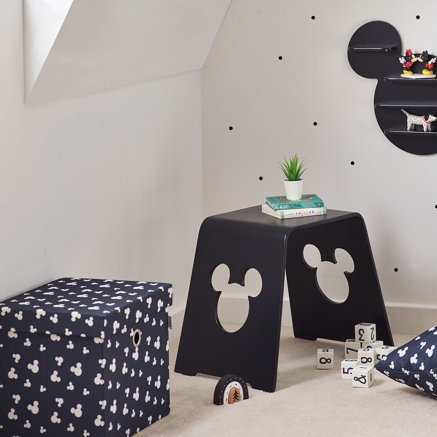 Disney Mickey Mouse Ottoman