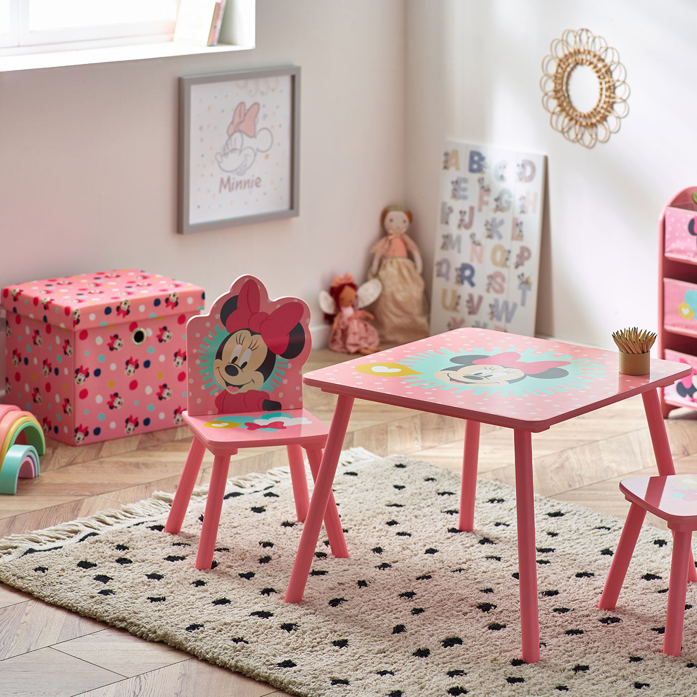 Disney minnie mouse storage online table and chairs set